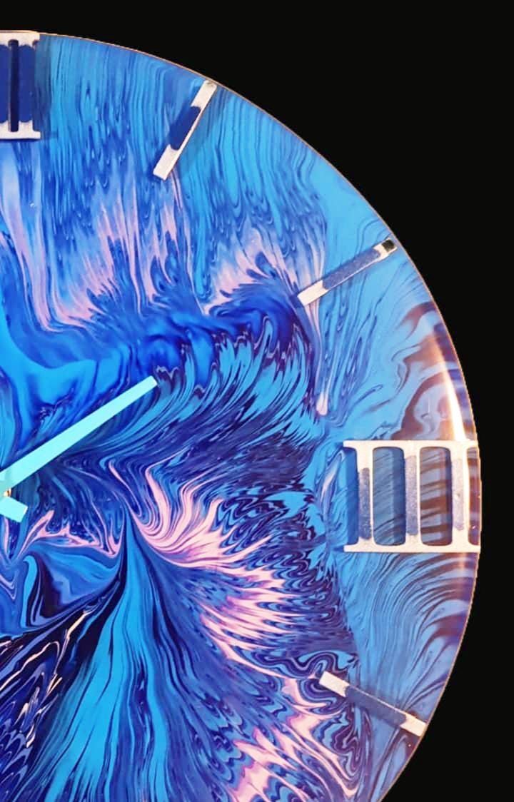 Wandklok 30cm blauw Water Explosion detail explosief patroon acryl pour belgië